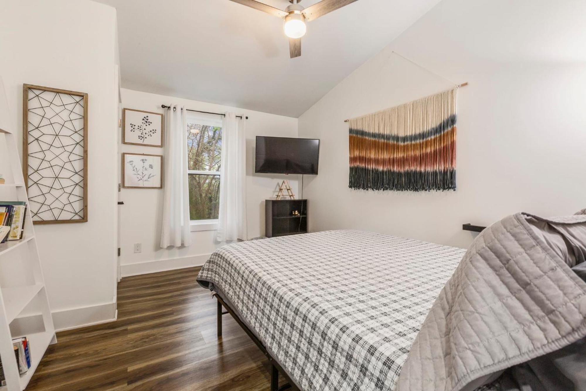 Cozy 3Br Downtown Red Door House Villa Jeffersonville Exterior photo